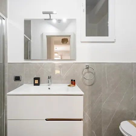 Augustea Urban 公寓 *